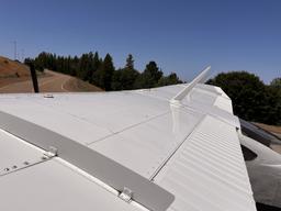 Cessna - 182J Skylane with 0-550, - photo 12