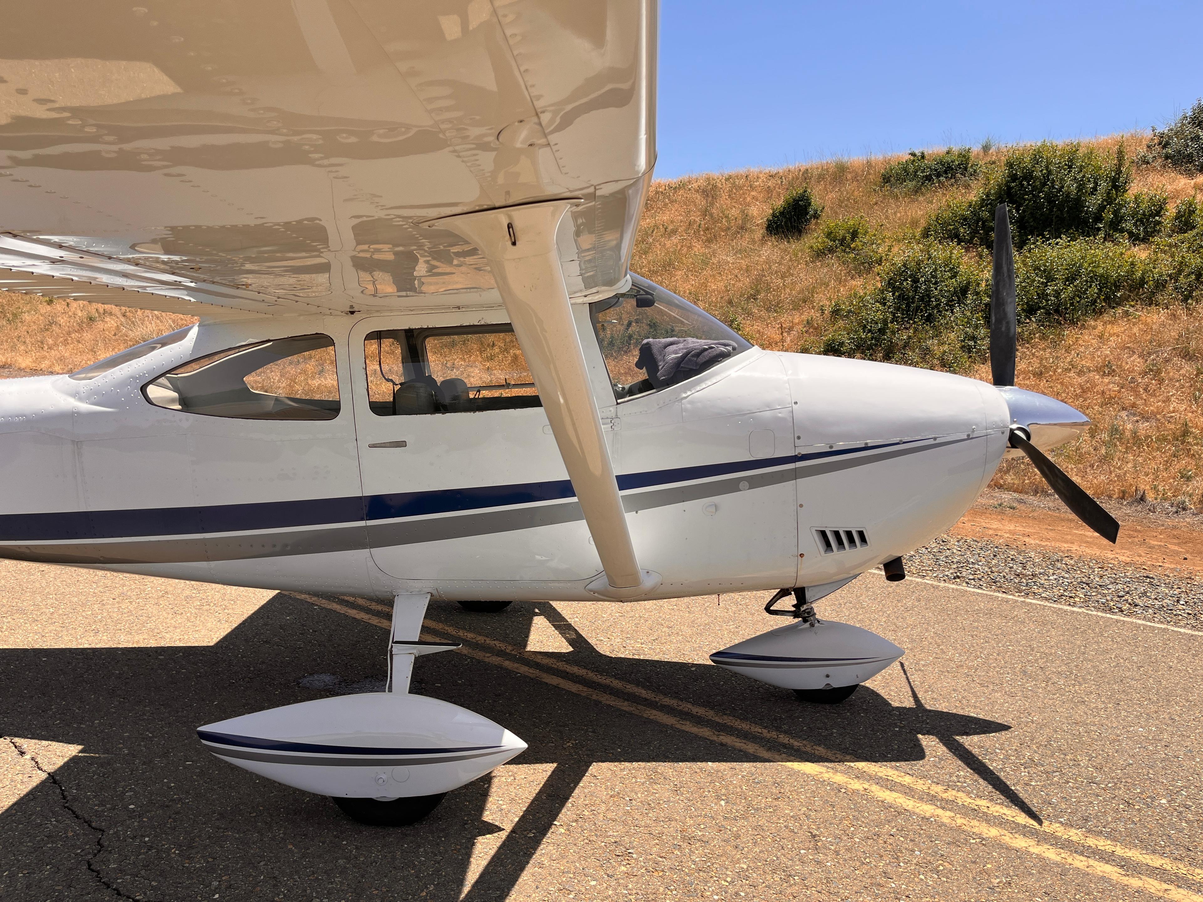 Cessna - 182J Skylane with 0-550, - main photo