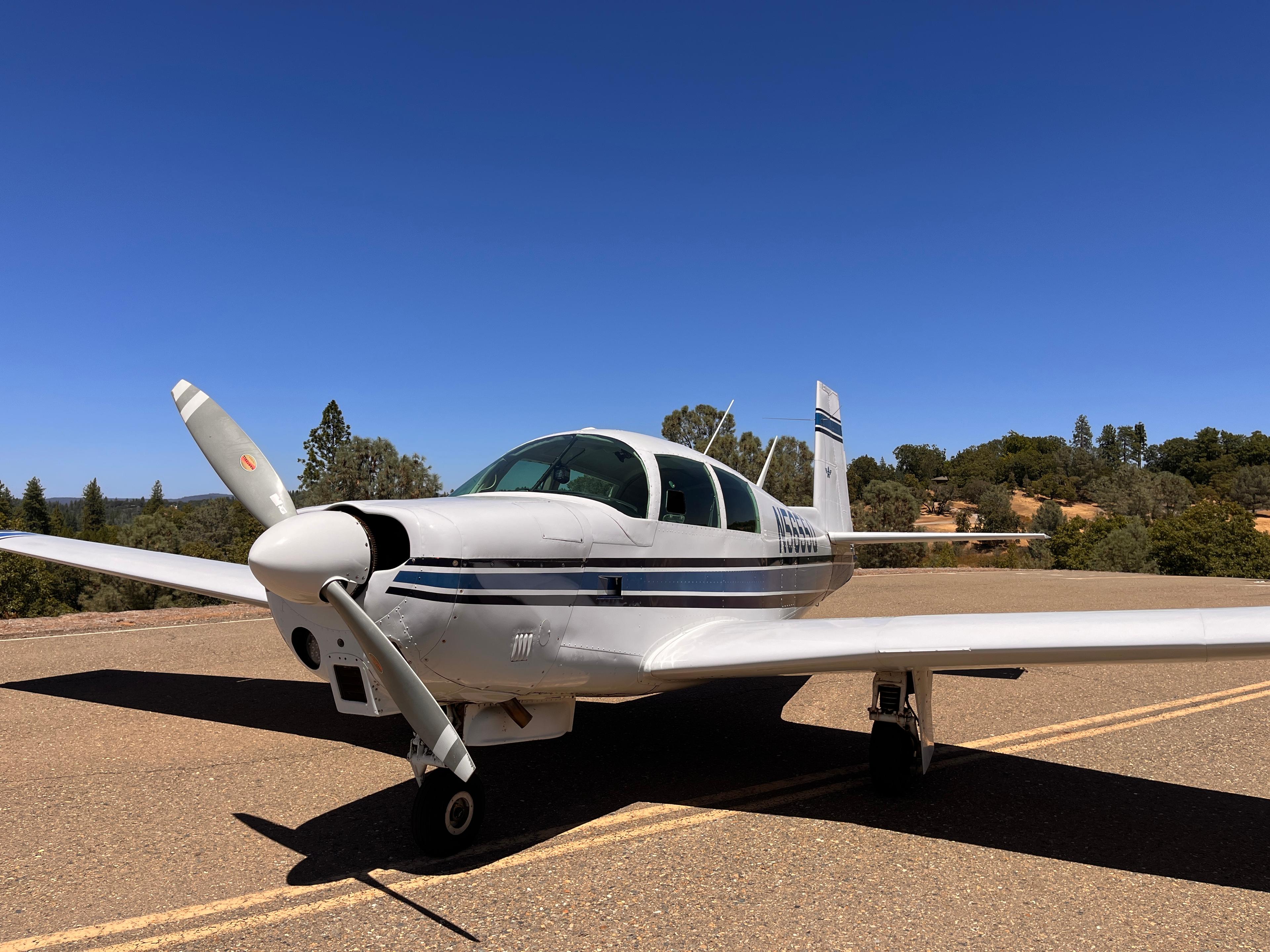 Mooney - M20C - main photo