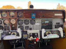 Beechcraft - C23 Sundowner, - photo 16