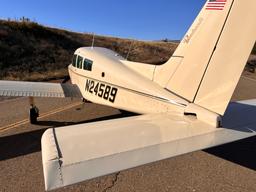 Beechcraft - C23 Sundowner, - photo 6