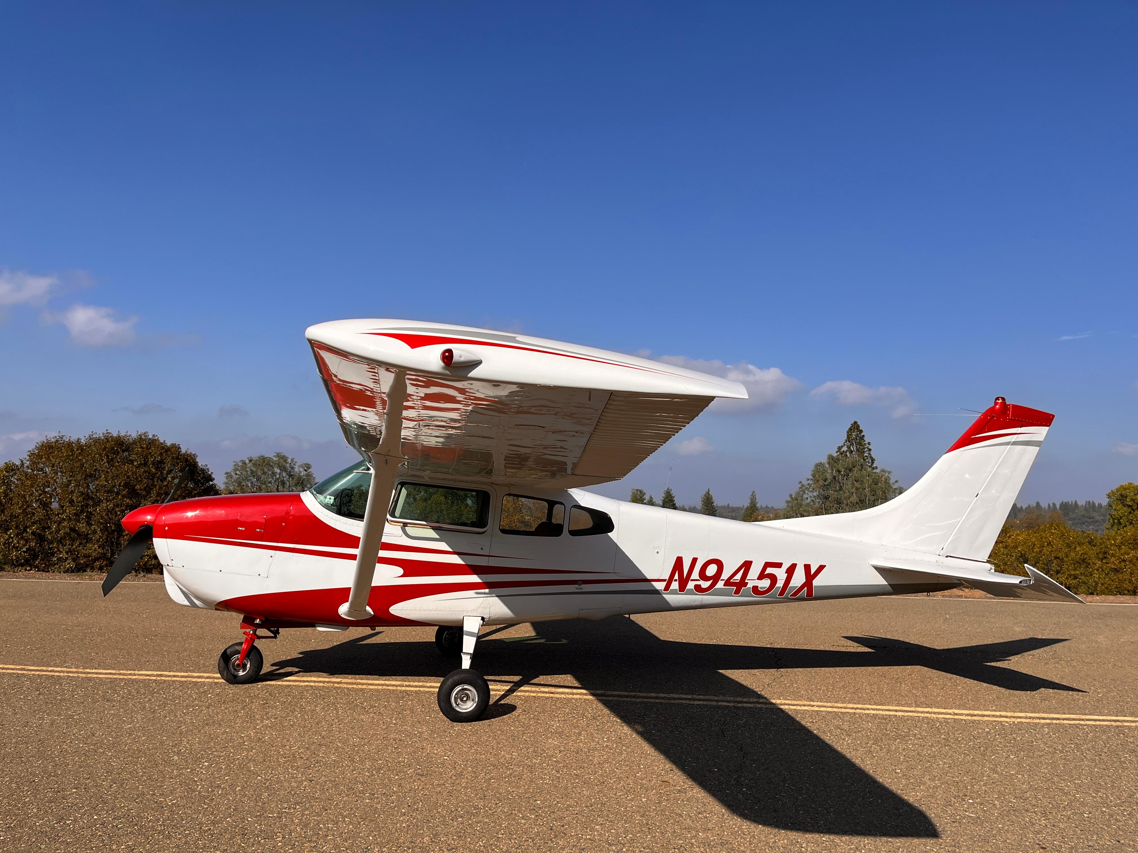 Cessna - 210, - main photo