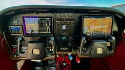 Cessna - 182Q Skylane, - photo 20