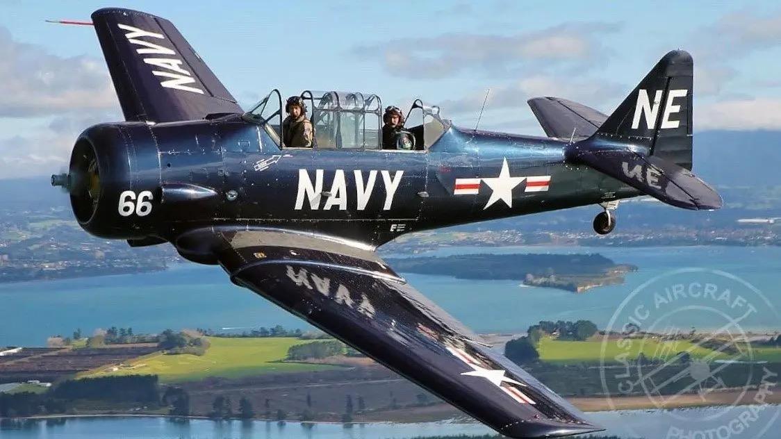 North American Aviation - North American T-6 Texan - main photo