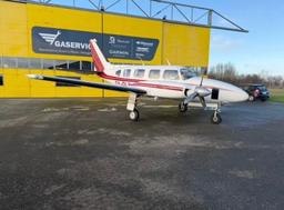Piper - Piper PA-31-310 Navajo - photo 2