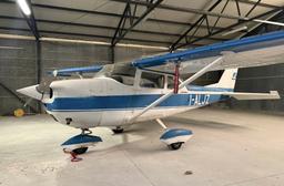 Cessna - F 172 - photo 9