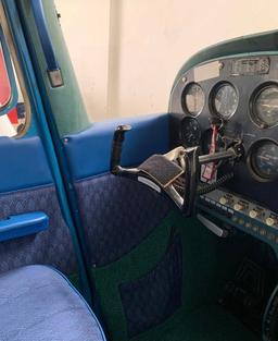 Cessna - F 172 - photo 15