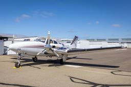 Beechcraft - BARON - photo 3