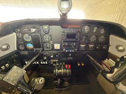 Partenavia - P-68 C - photo 9