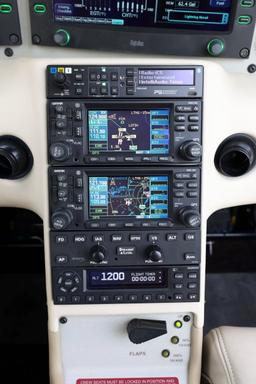 Cirrus - SR22 - photo 14