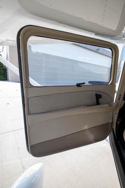 Cessna - 172 SKYHAWK - photo 20