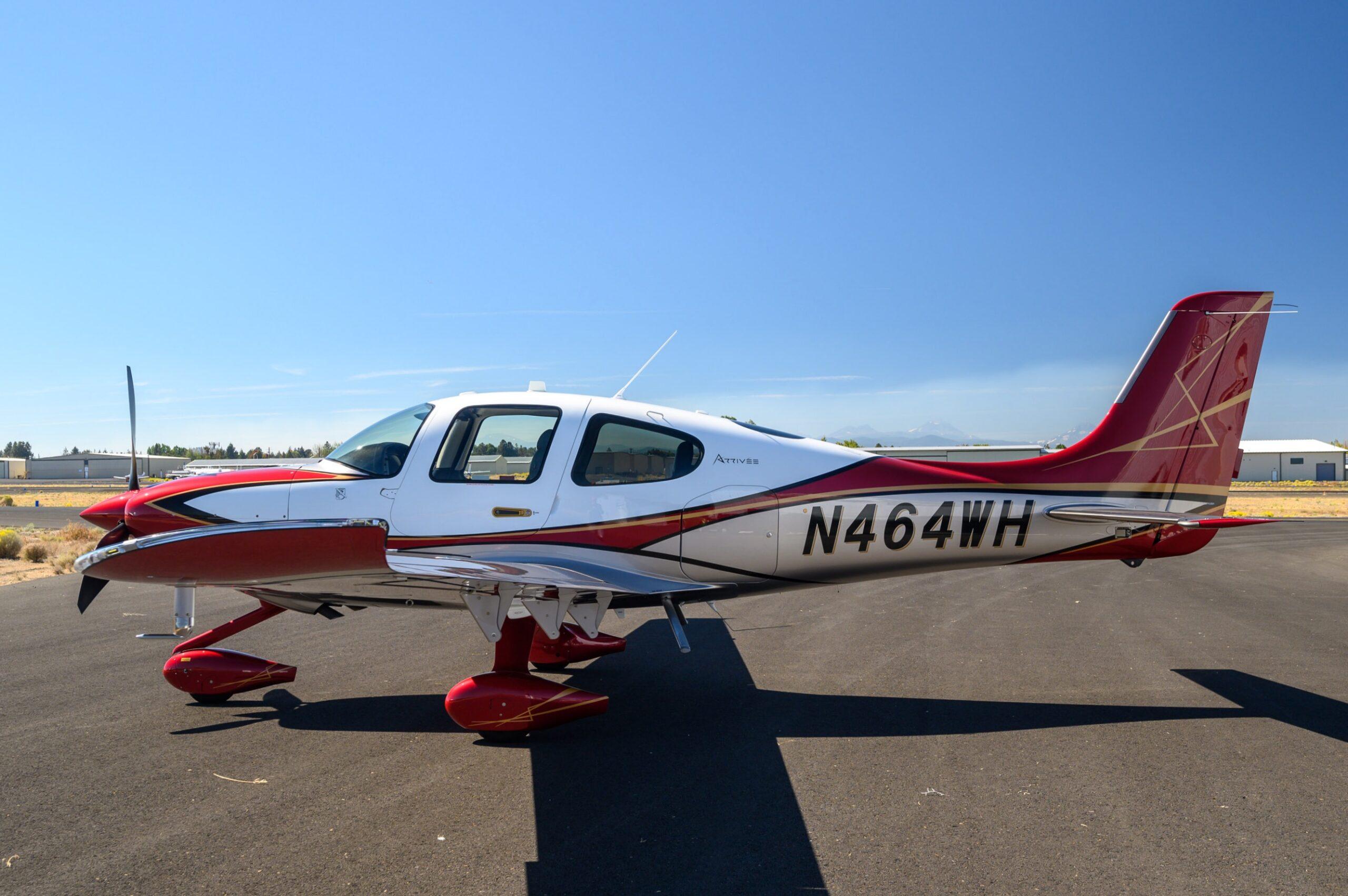 Cirrus - SR22T - main photo