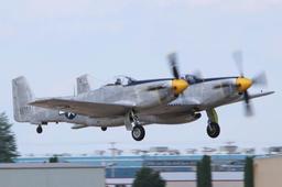 North American - XP-82 - photo 3