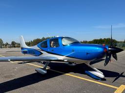Cirrus - SR22T - photo 2