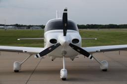Cirrus - SR22 - photo 4