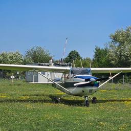 Cessna - Cessna 172 Skyhawk - photo 14
