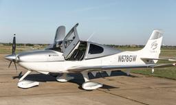 Cirrus - SR22 - photo 6
