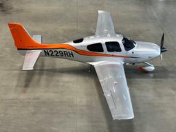 Cirrus - SR22T - photo 3