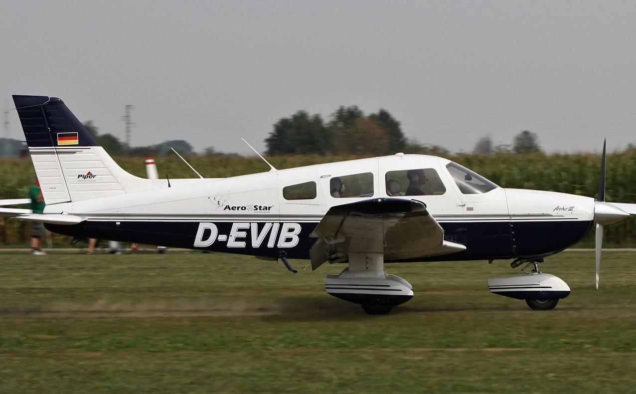 Piper - Piper PA-28-181 Archer III - main photo