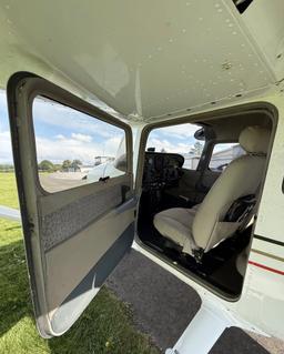 Cessna - Cessna 172R Skyhawk - photo 10