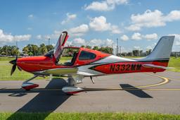 Cirrus - SR22 - photo 6