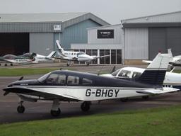Piper - Piper PA-28R-200 Cherokee Arrow II - photo 2