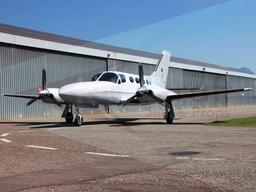 Cessna - 421 - photo 1
