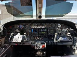 Cessna - 421 - photo 8