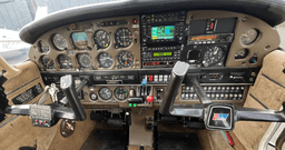 Piper Aircraft Corporation - Pa-28 RT - photo 6