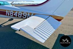Cessna - 182L SKYLANE - photo 8