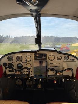 Piper Aircraft Corporation - PA-28 Cherokee - photo 18