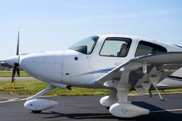 Cirrus - SR20 - photo 10