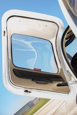 Cirrus - SR22 - photo 11