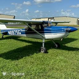 Cessna - 150 - photo 1