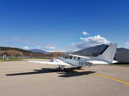 Beechcraft - Baron 58 - photo 2