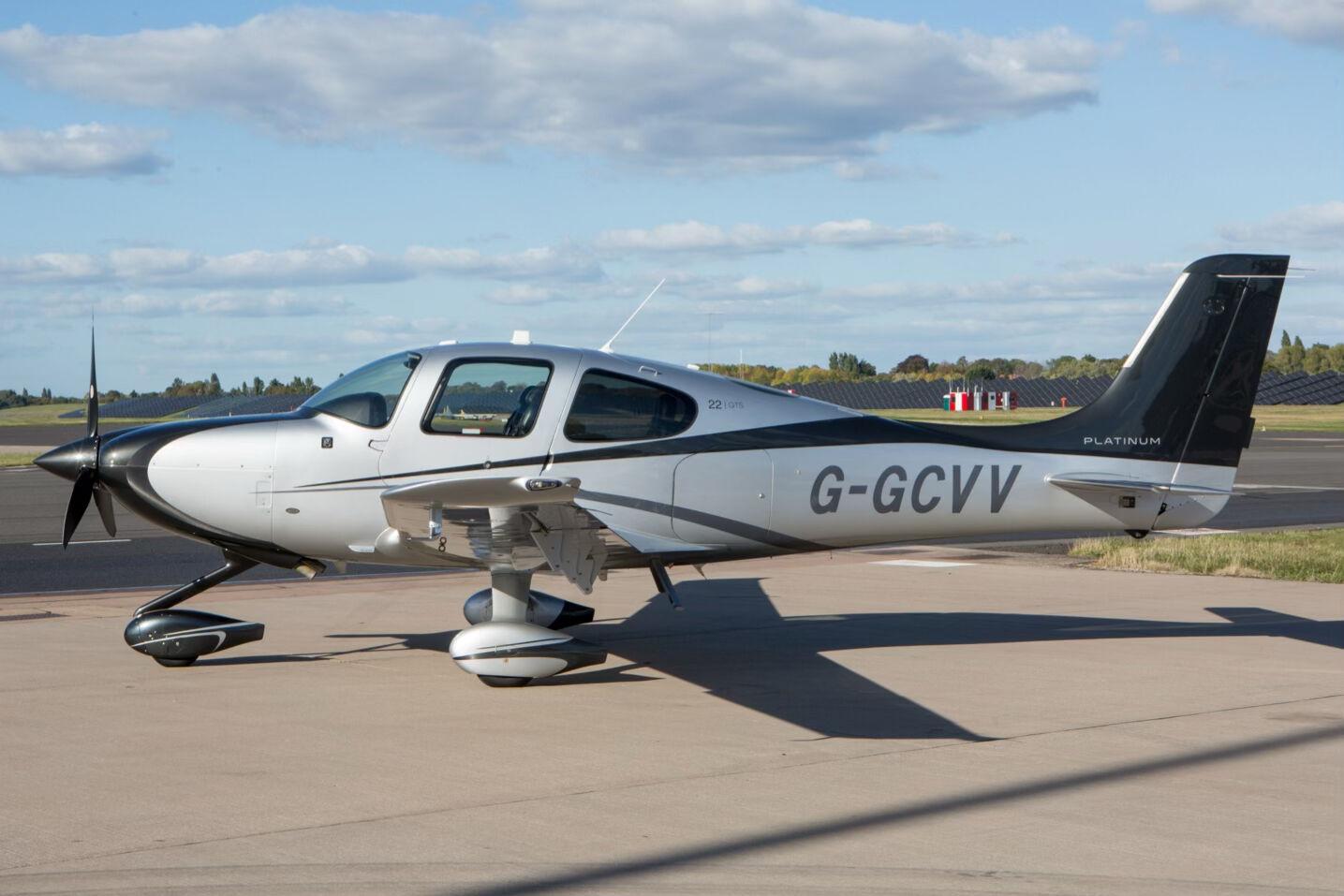 Cirrus - SR22 - main photo