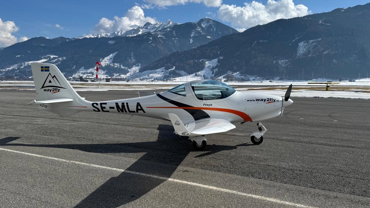 AQUILA - Aquila A 210 - main photo