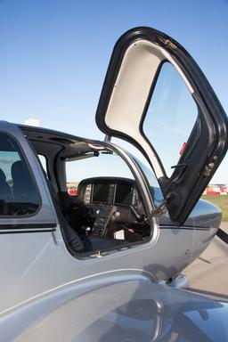 Cirrus - SR20 - photo 17