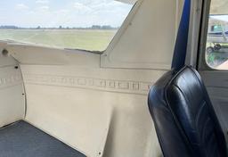 Cessna - Cessna 152 - photo 8