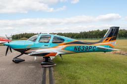 Cirrus - SR22T - photo 6
