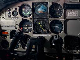 Cessna - P210N PRESSURIZED CENTURION - photo 7