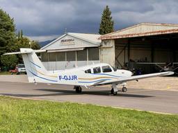 Piper - Piper PA-28RT-201T Turbo Arrow IV - photo 10