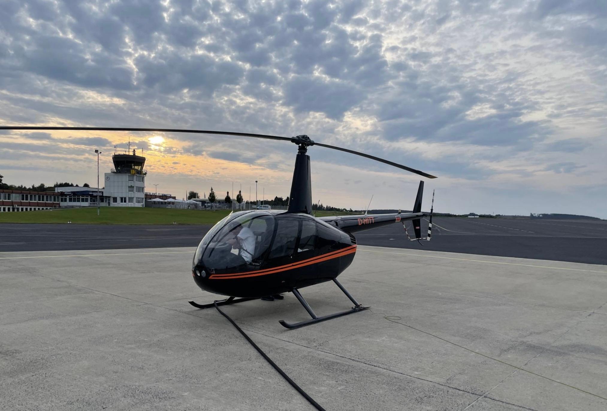 Robinson - Robinson R44 Raven I - main photo