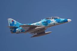 McDonnell Douglas - McDonnell Douglas TA-4J Skyhawk - photo 2