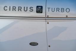 Cirrus - SR22 - photo 18