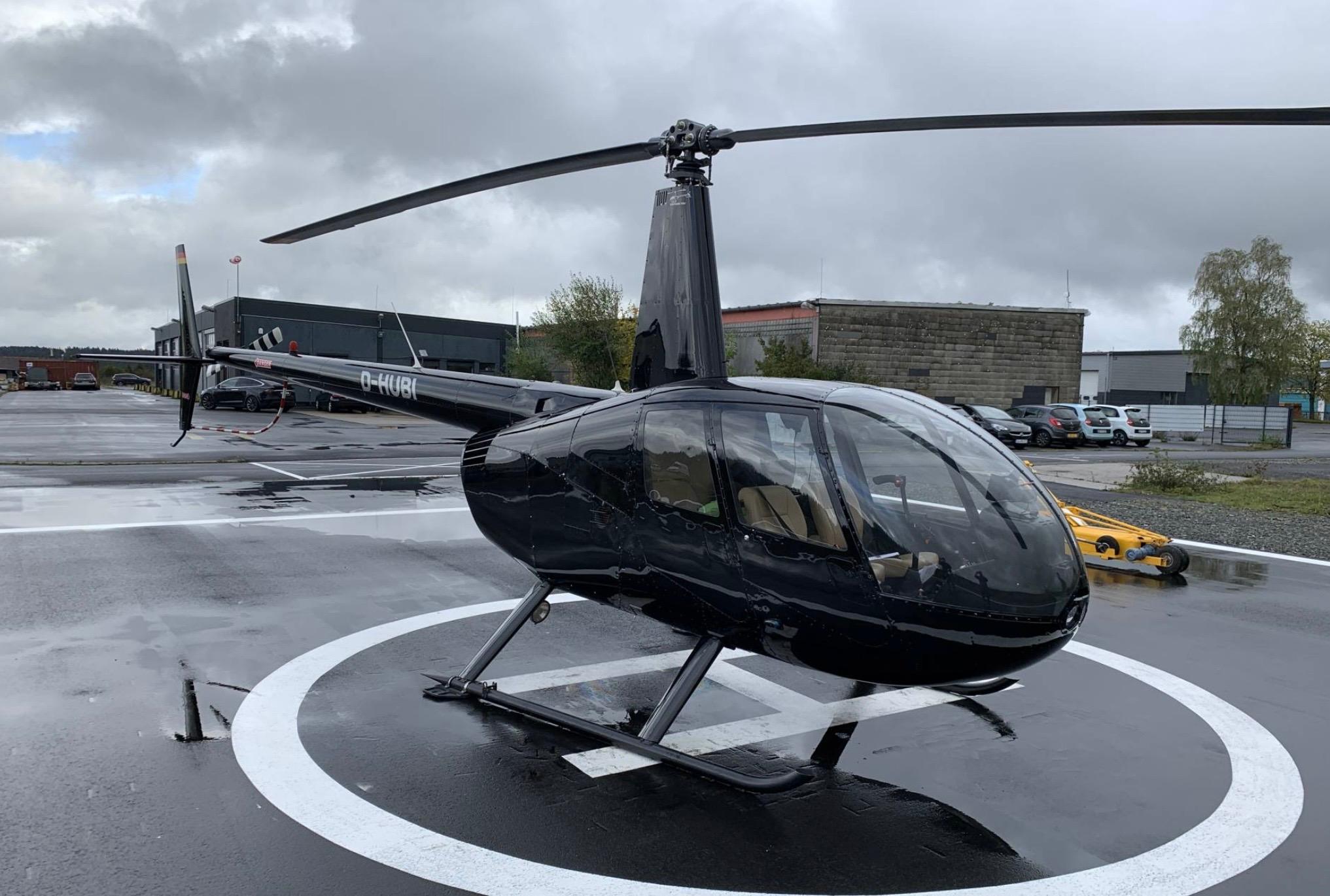 Robinson - R-44 Raven - main photo