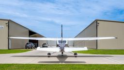 Cessna - TURBO - photo 17