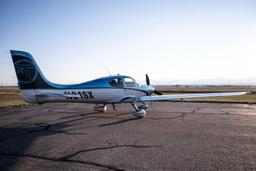 Cirrus - SR22T - photo 14