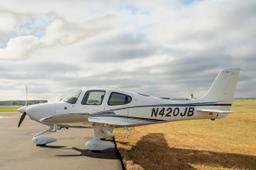 Cirrus - SR20 - photo 1