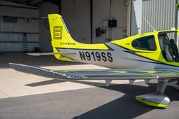 Cirrus - SR22T - photo 14